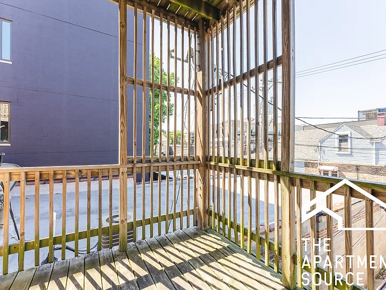 2732 W Chicago Ave #3R — Photo 22