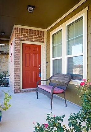3rd image of 1040 Lost Pines Ln