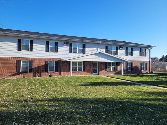 2nd image of 1937 Sylvan Way #8