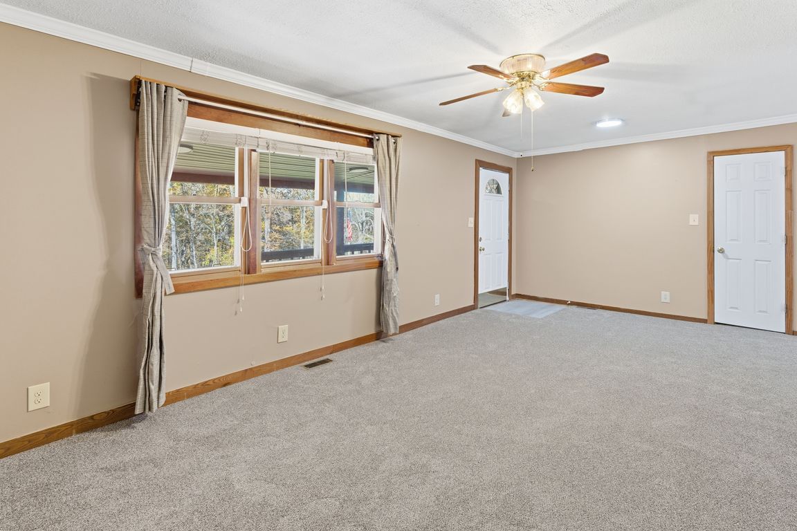 next background image