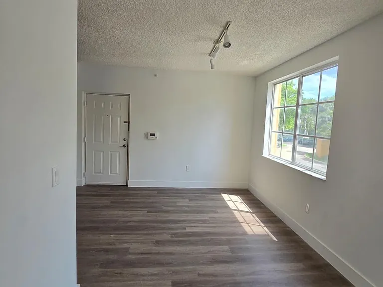 2360 E Preserve Way #201 — Photo 11