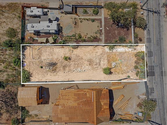 2nd image of 3268 Fair Oaks Ave