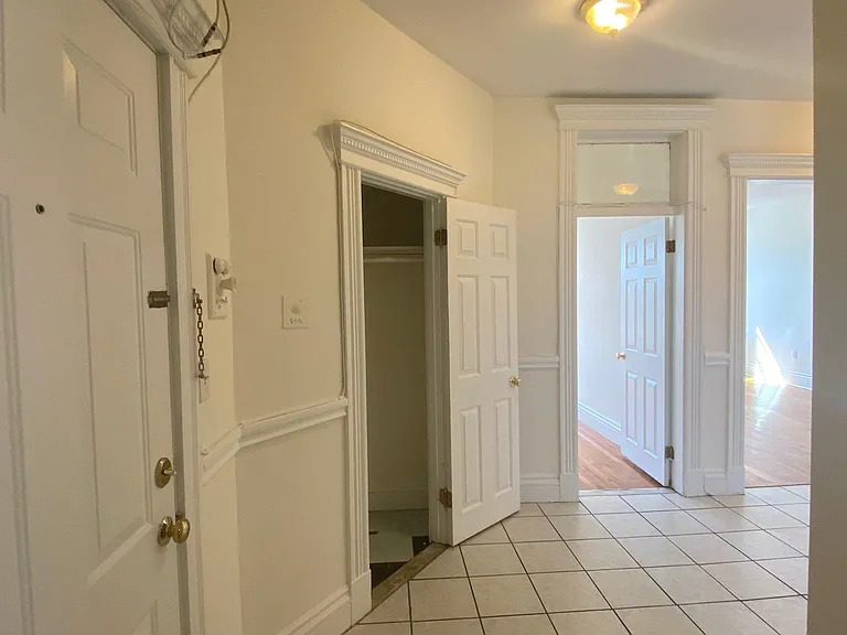 1292 Commonwealth Ave #3D — Photo 8