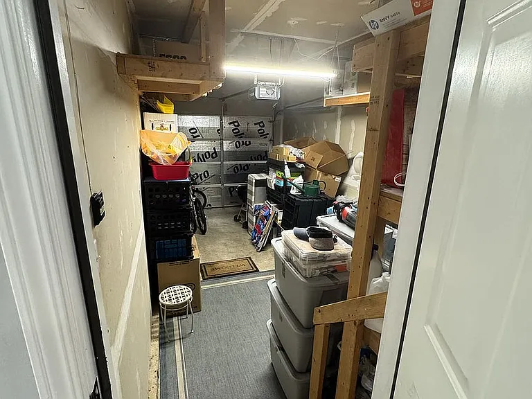 401 Heritage Commons Cir — Photo 26