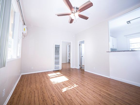4th image of 6201 Fountain Ave #44205