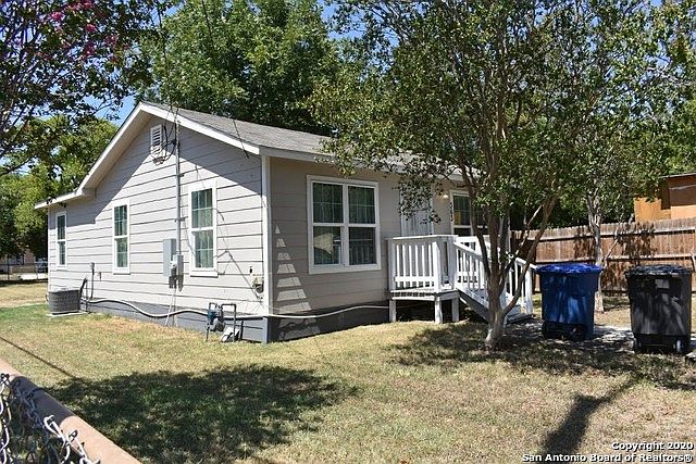 1st image of 1264 Flanders Ave