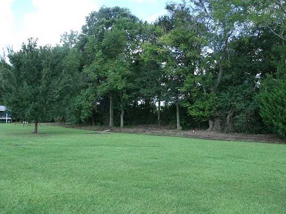 3rd image of 1073 Poydras Pl
