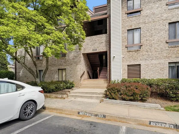 2255 Castle Rock Sq APT 21C, Reston, VA 20191