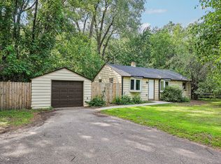 7712 Lakeview Ln NE, Spring Lake Park, MN 55432