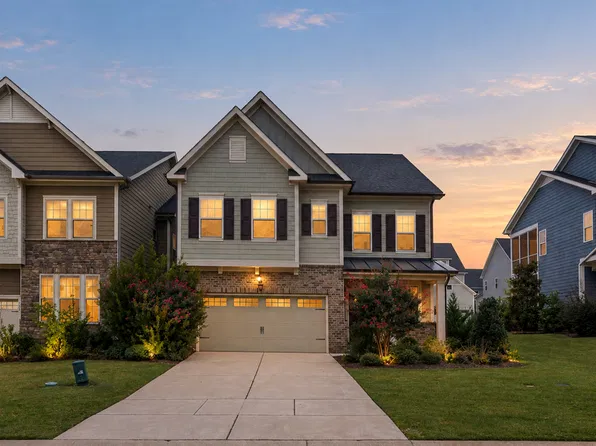 124 Tree Hill Ln, Holly Springs, NC 27540