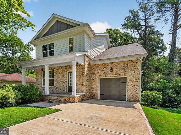 2nd image of 2126 Seavey Dr