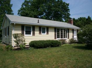 49 Westwood Dr, Westfield, MA 01085