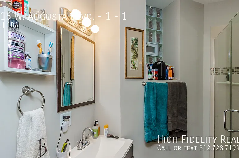 2616 W Augusta Blvd #1 — Photo 9