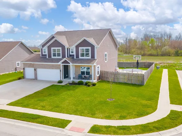 403 N Crystal Dr, Fortville, IN 46040