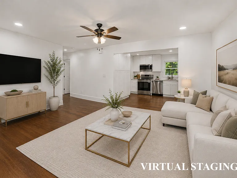 2200 Eastway Dr — Photo 24