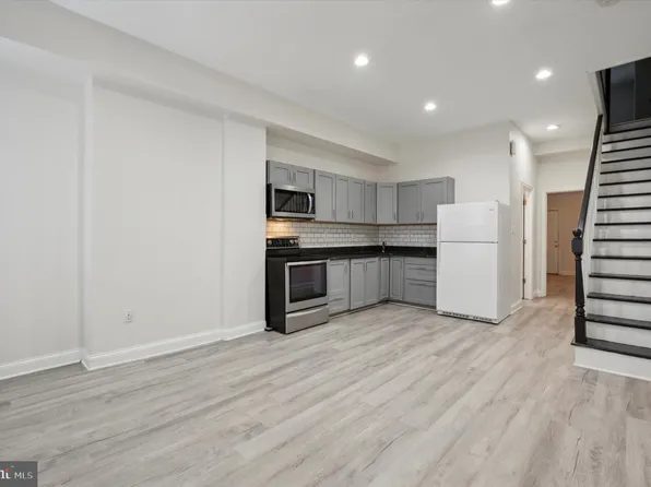 2011 N Gratz St, Philadelphia, PA 19121