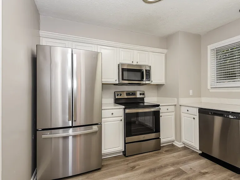10305 Virginia Pine Ln — Photo 10