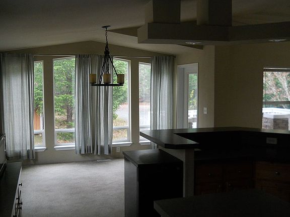 walls of windows