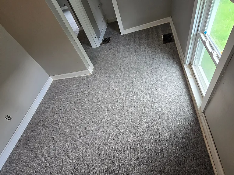 2520 S Meeker Ave — Photo 3