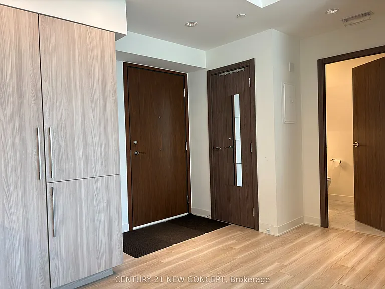 17 Bathurst St #3108 — Photo 3