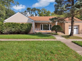 2522 Glenview Ave, Park Ridge, IL 60068