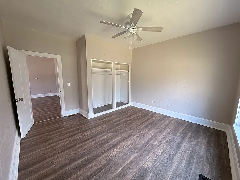 317 Eldred Ave — Photo 8
