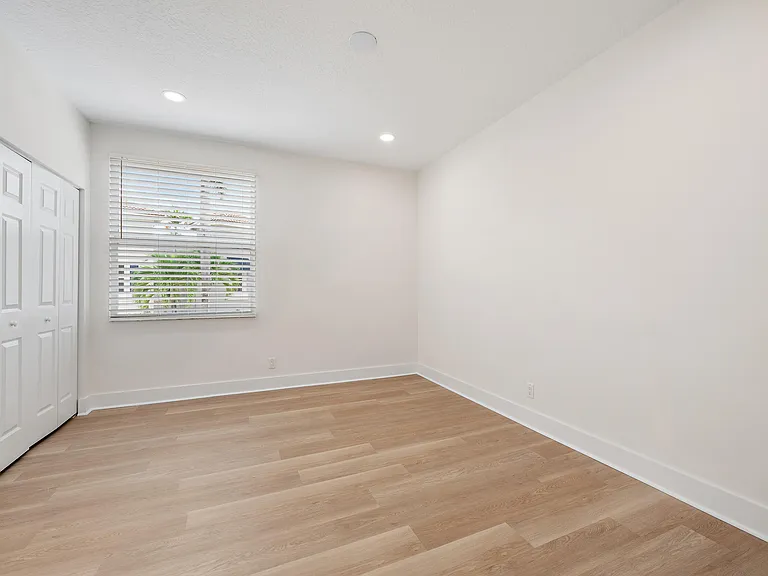 601 Resort Ln — Photo 18