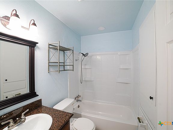 5th image of 903 S 23rd St