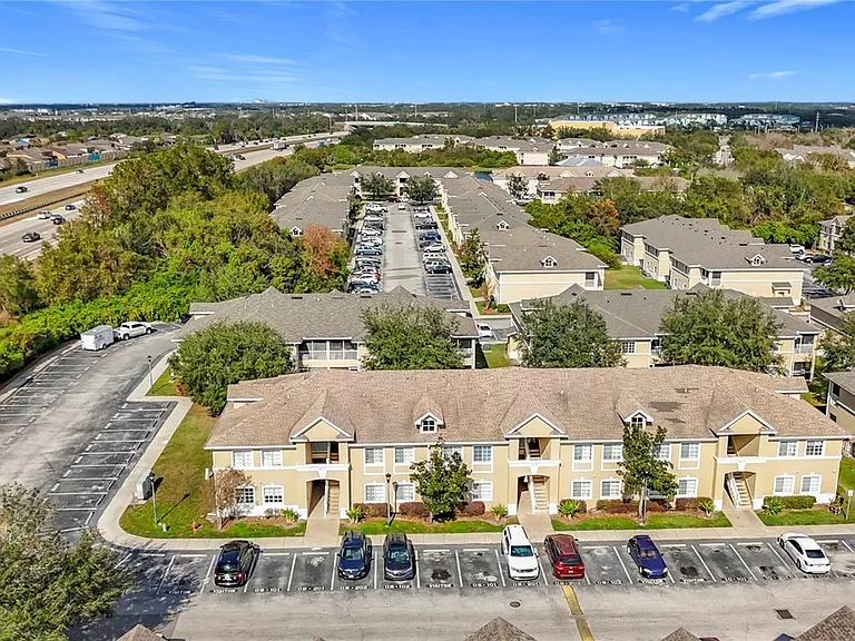 9506 Amberdale Ct #201 — Photo 9