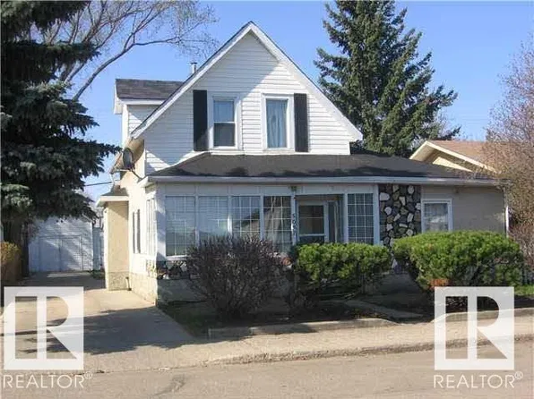 5037 51st Ave, Vegreville, AB T9C 1M1
