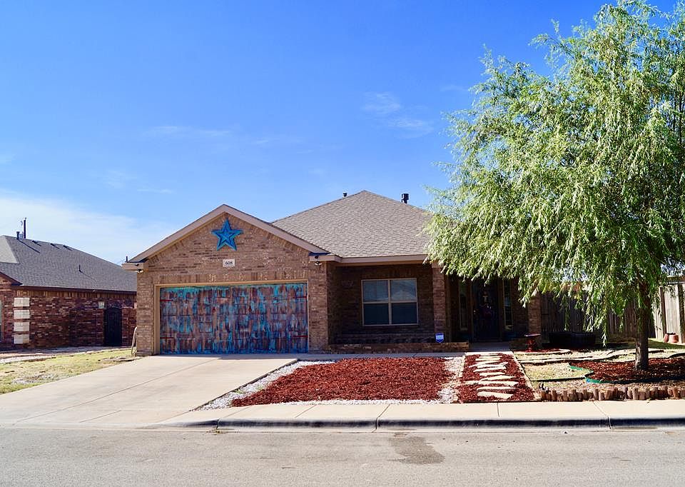 1st image of 608 Rainbow Ct