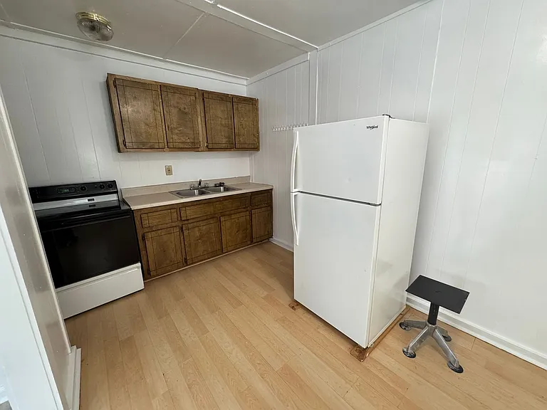212 Scott Dr SW — Photo 8