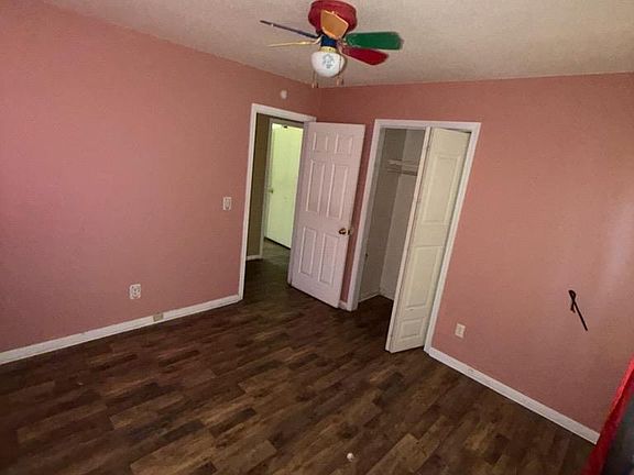2nd image of 204 Harwood Dr