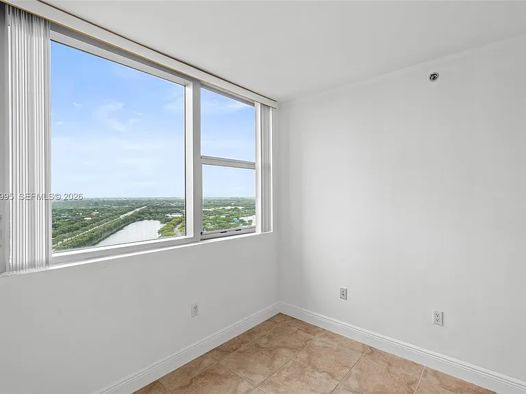 2681 N Flamingo Rd #2205S — Photo 33
