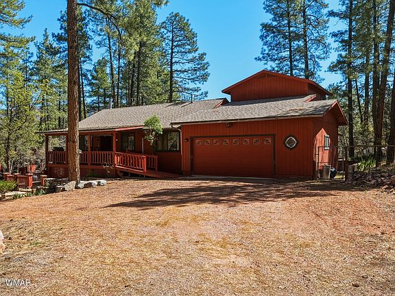 3rd image of 3533 N Foothill Rd