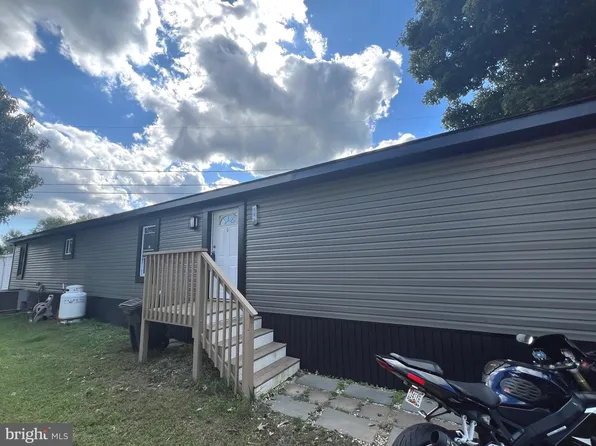 108 Patuxent Mobile Ests, Lothian, MD 20711