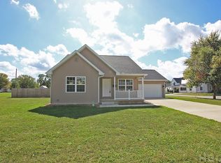 143 W 6th St, Fostoria, OH 44830
