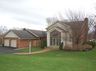 715 Pinkerton Rd, Mount Joy, PA 17552