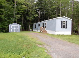 61 Pineland Dr, Winthrop, ME 04364