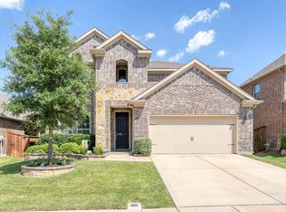 1391 Sandhurst Dr, Roanoke, TX 76262