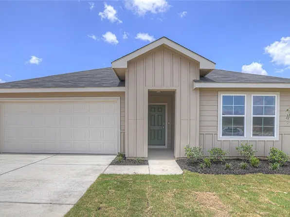 427 Hodges St, Maxwell, TX 78656