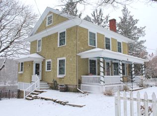 106 Rope Ferry Rd, Waterford, CT 06385