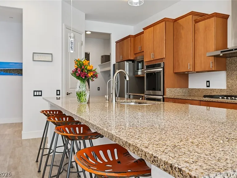 2341 Martinique Ave — Photo 30