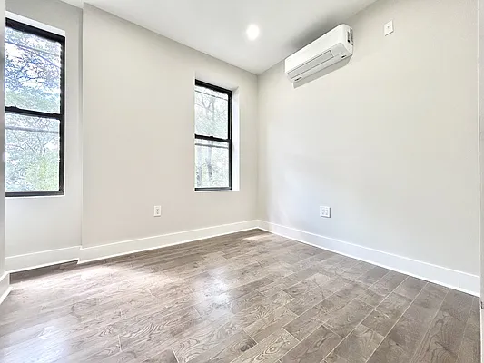 Bedroom, photo 6