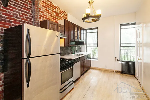 Rented by Ideal Properties Group | media 5