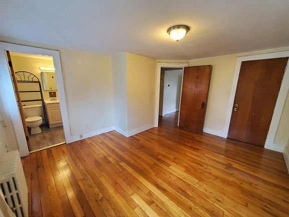 3rd image of 58 Bishop Allen Dr #58