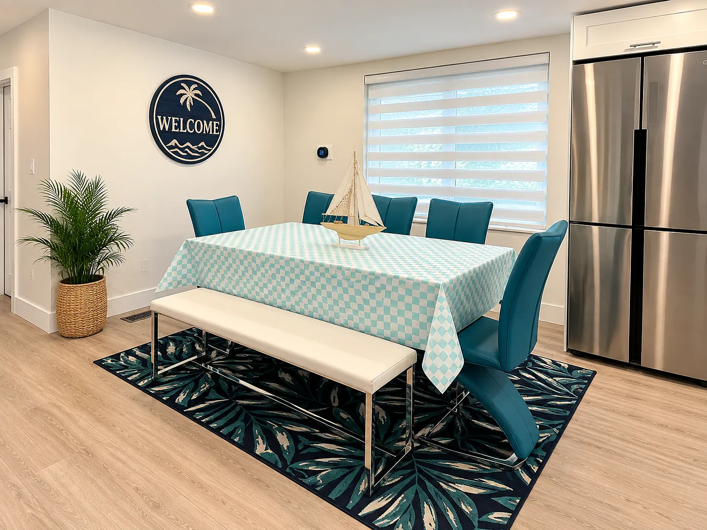 3 bed, 1000 sqft, $3,199 — Photo 3