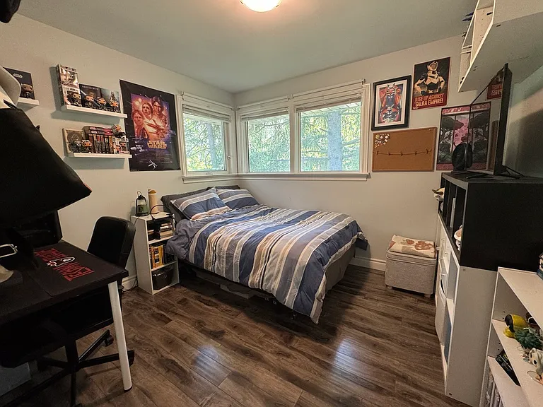 2 Oswald Ave — Photo 9