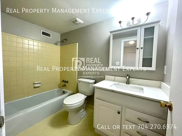 9135 Spyglass Pl #D — Photo 9