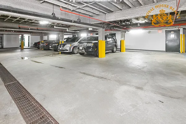 Sold by Royal House Realty, Inc. | media 15